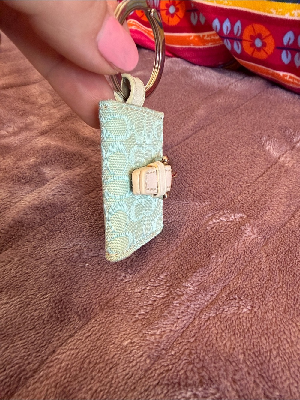 Coach Signature Mini Photo Frame Keychain - Picture 3 of 13